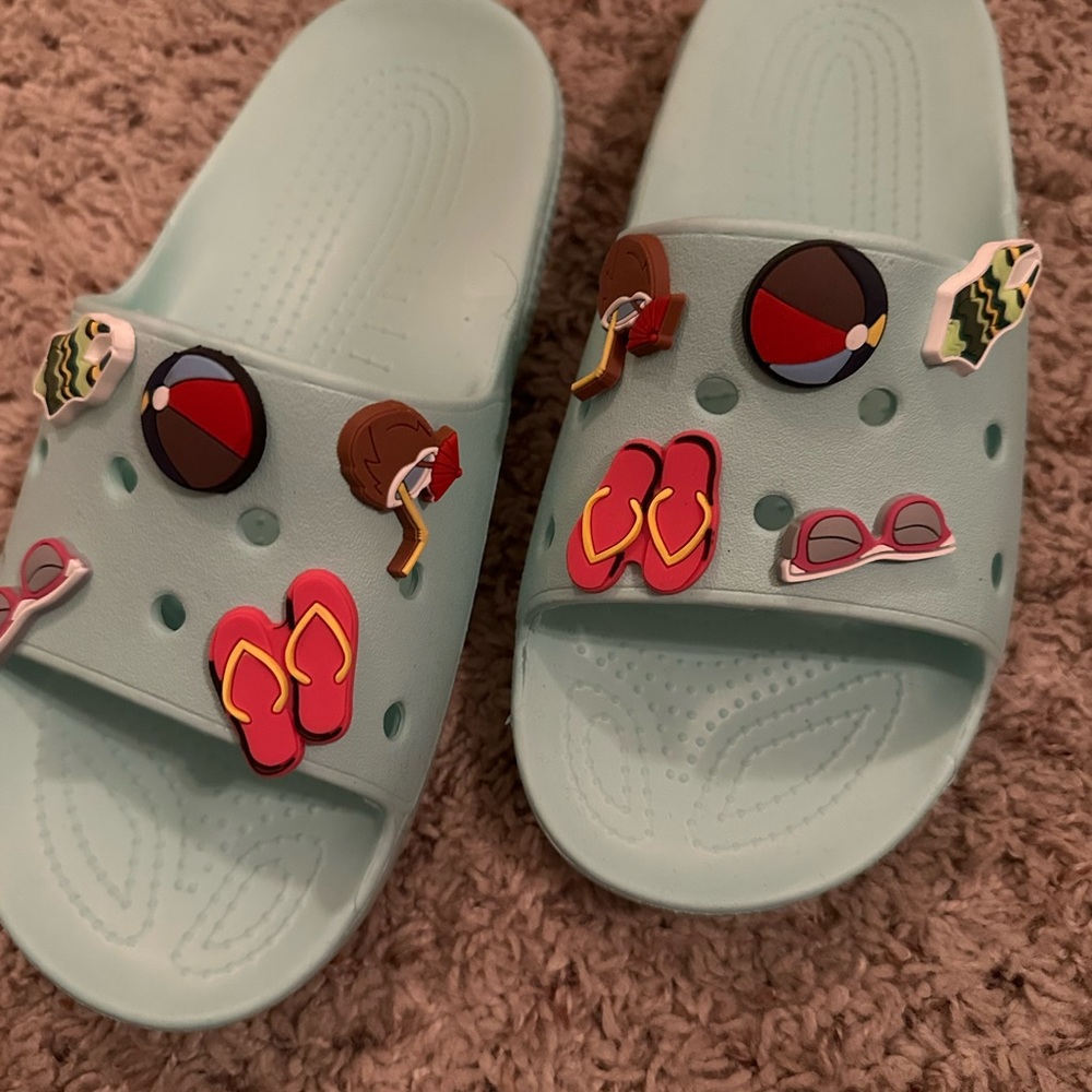 Croc Slides w/ jibbitz